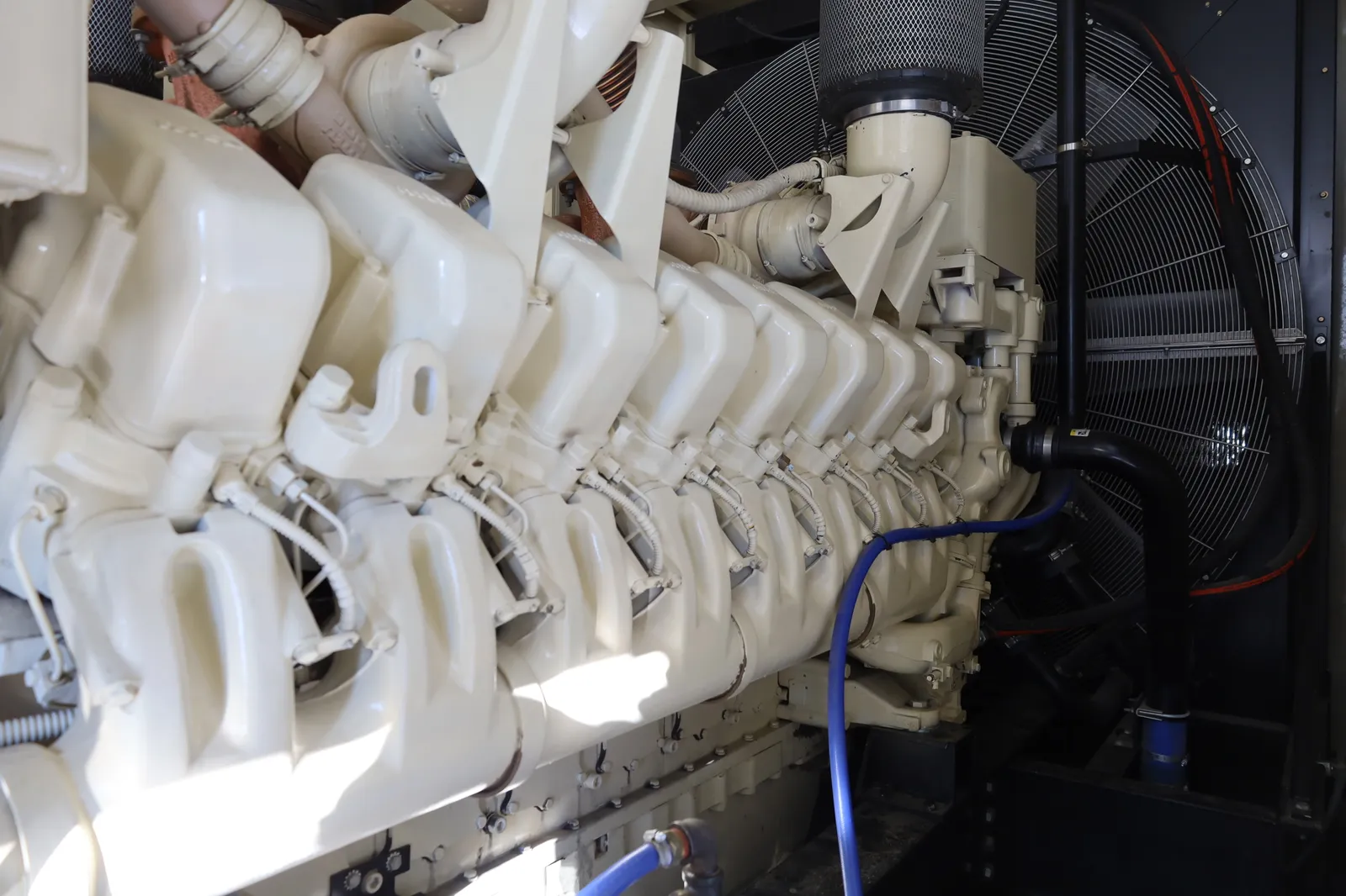 4 2250kw kohler industrial generator unit 091800 engine