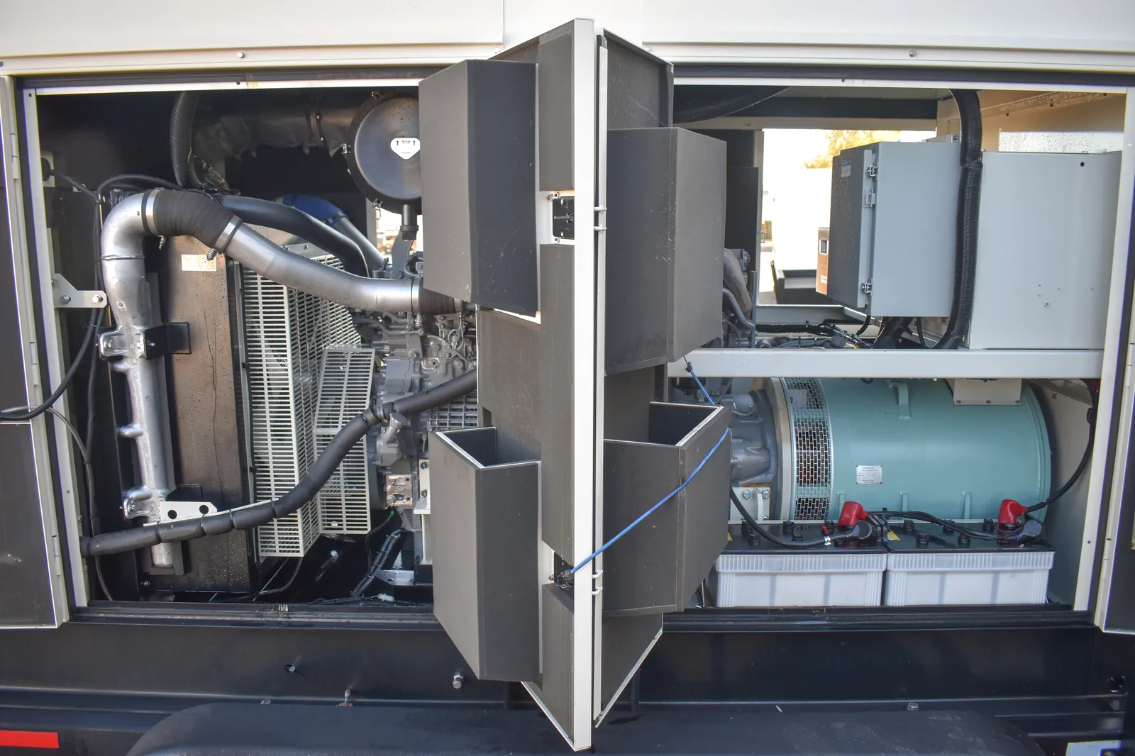 4 320kw multiquip industrial generator unit 090471 engine