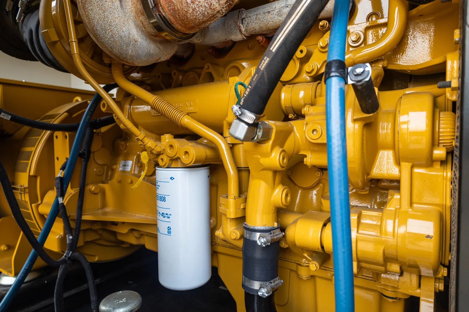 4 350kw caterpillar industrial generator unit 092073 engine