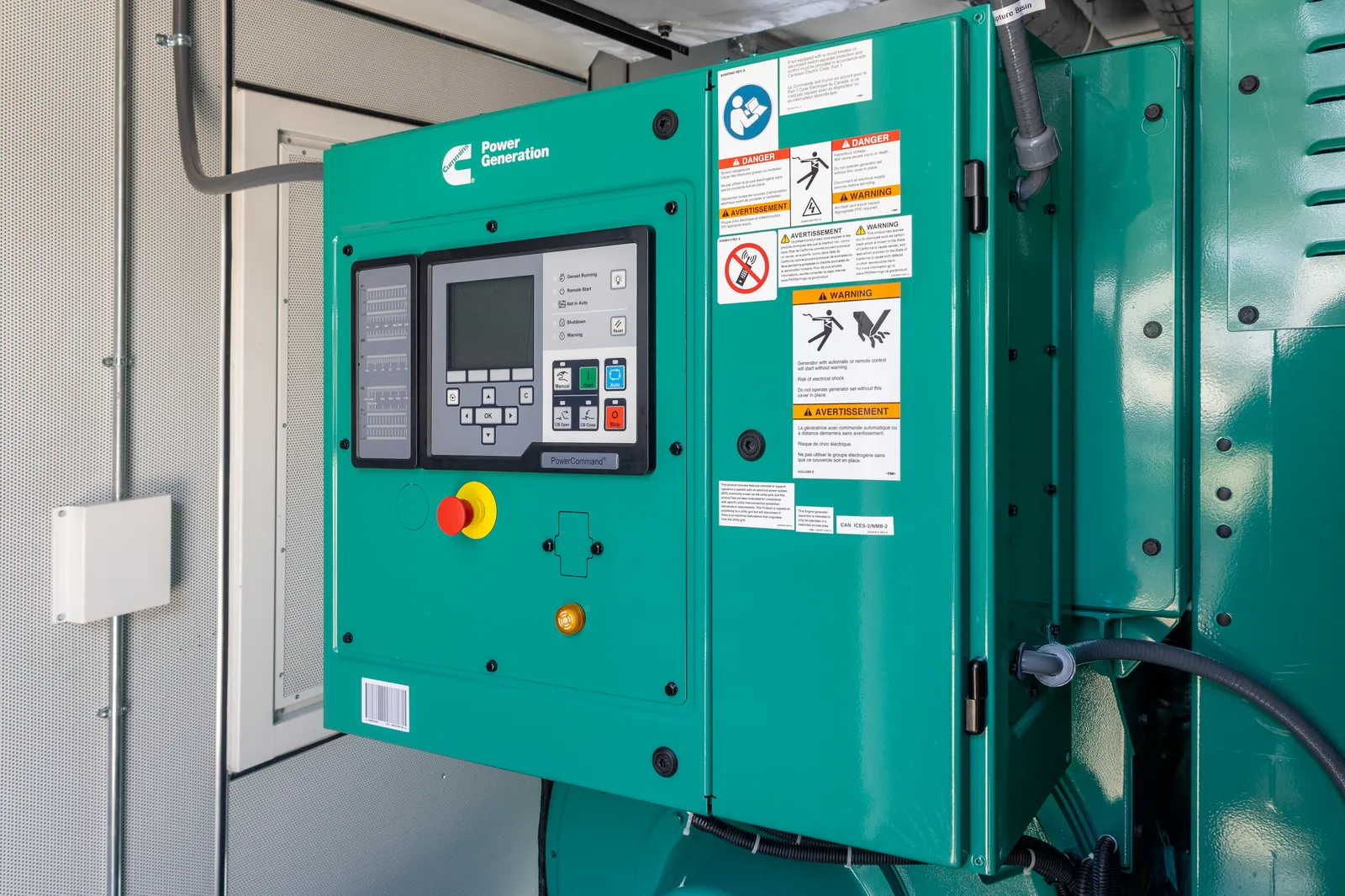 5 1500kw cummins industrial generator unit 090884 control panel