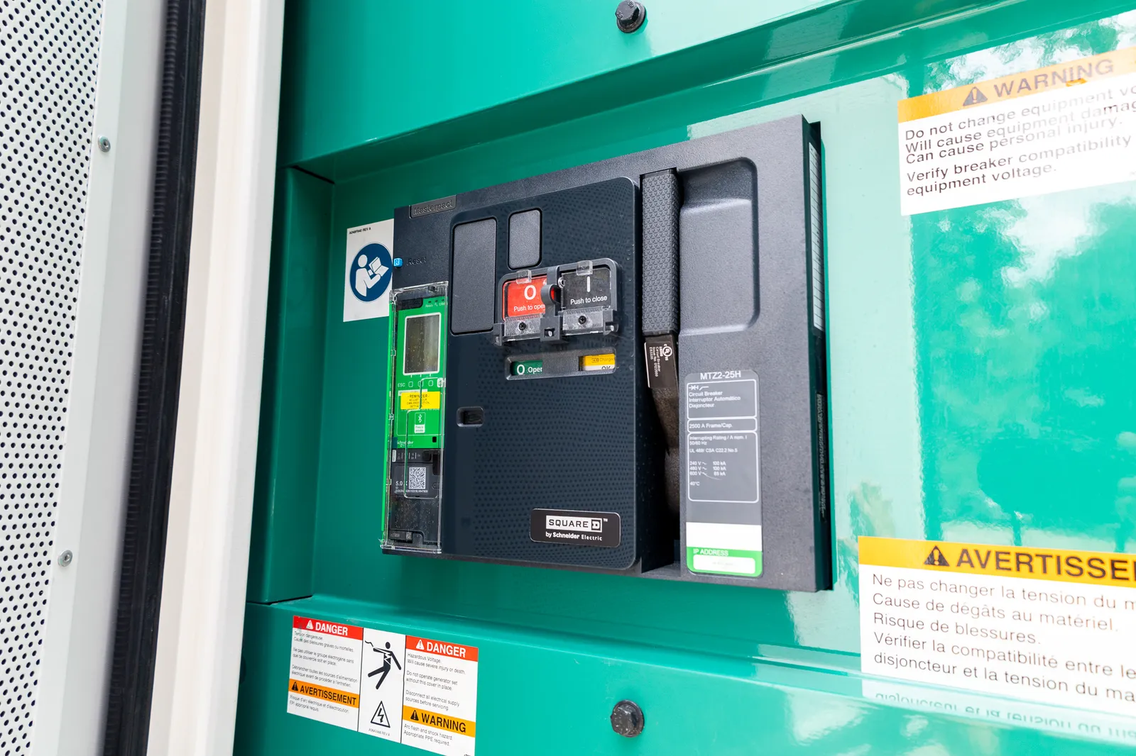5 1500kw cummins industrial generator unit 090886 control panel