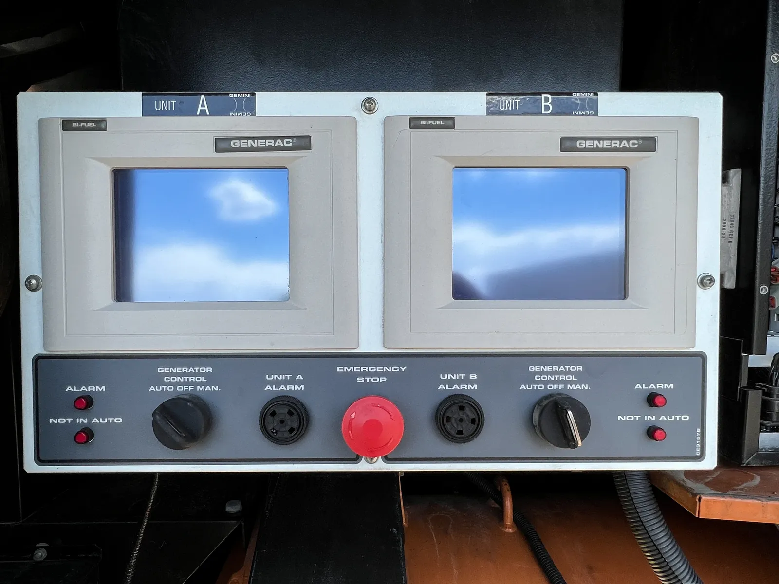 5 750kw generac industrial generator unit 089150 control panel