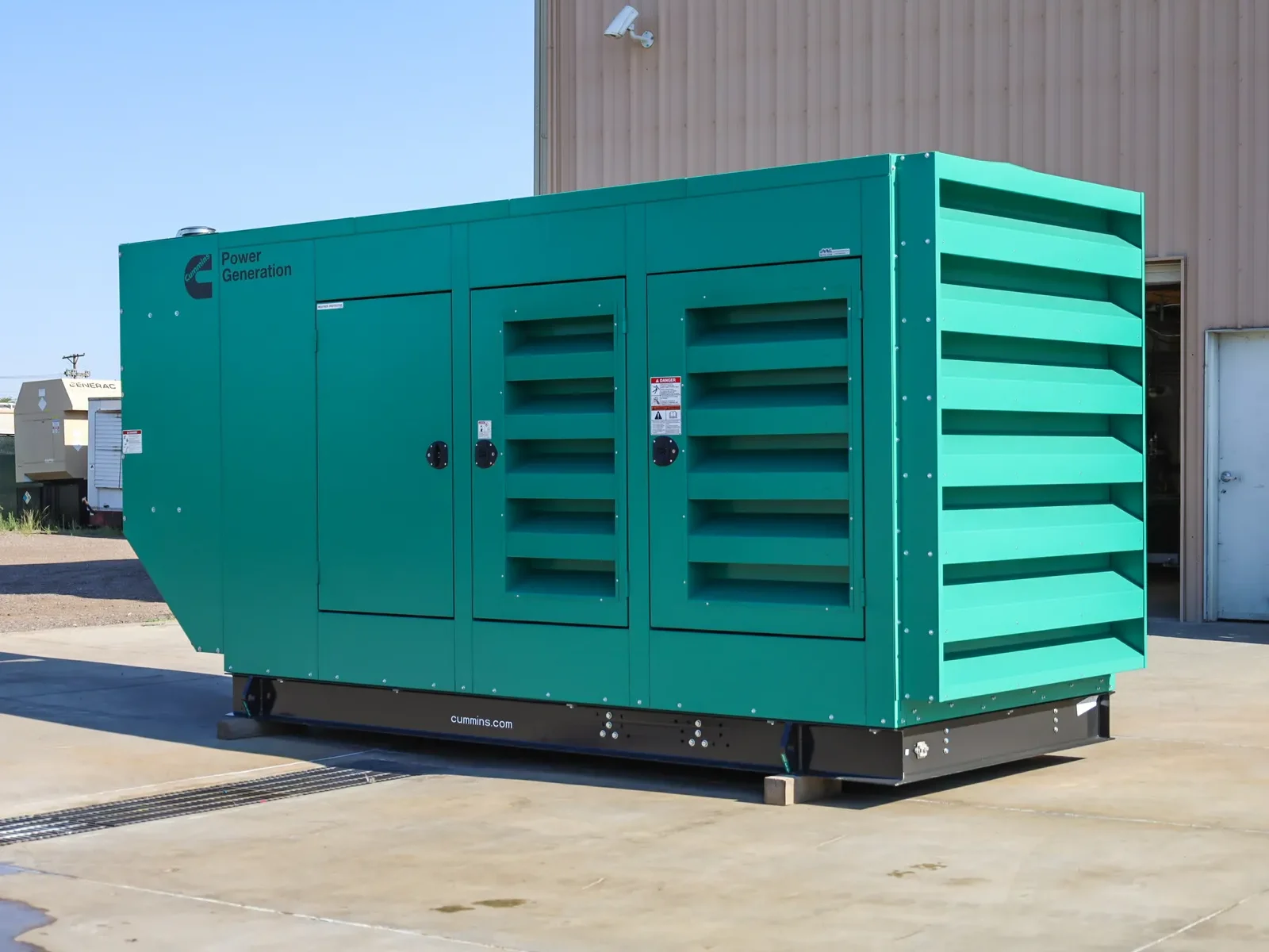 1 300kw cummins industrial generator unit 092672 exterior
