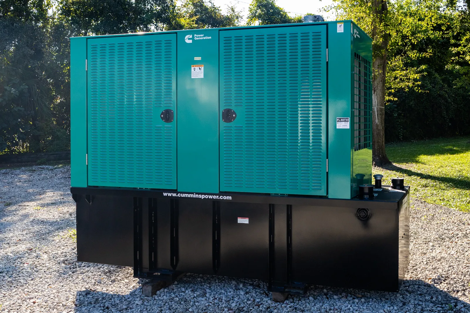2 150kw cummins industrial generator unit 092733 exterior