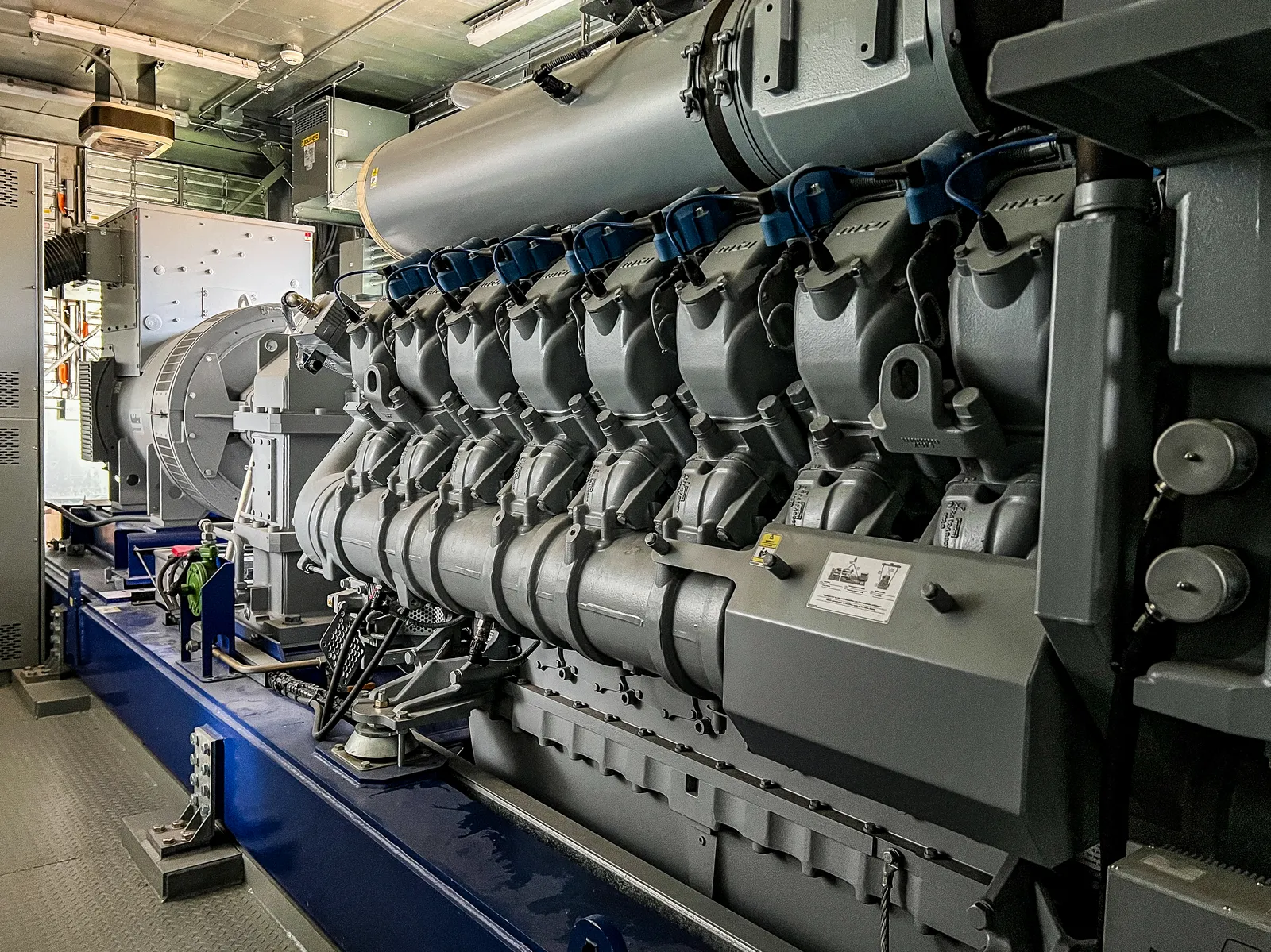 4 1750kw mtu industrial generator unit 092697 engine