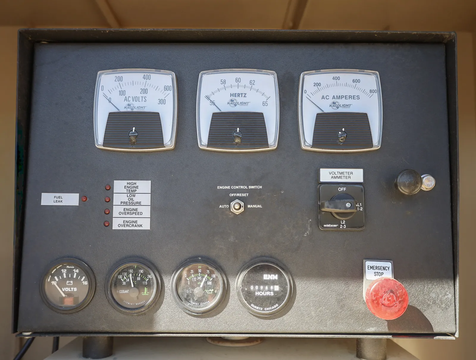 5 180kw katolight industrial generator unit 092717 control panel