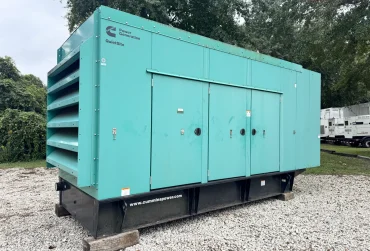 350kW Cummins industrial generator for sale by Generator Source