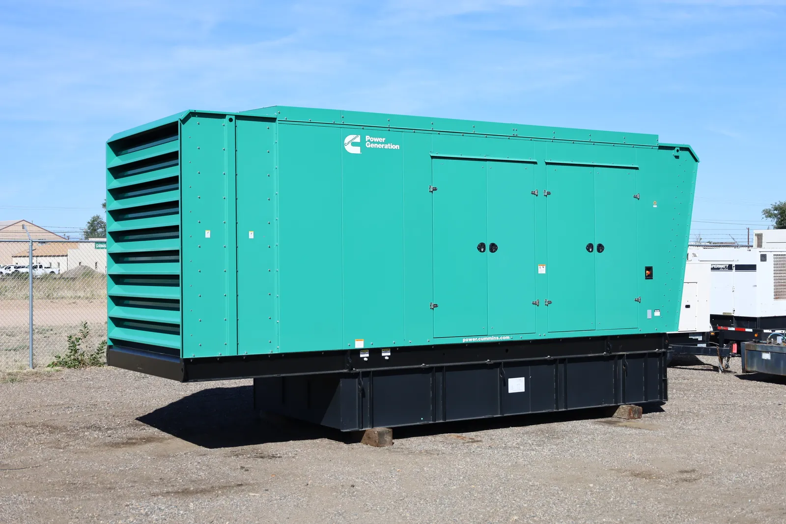 1 800kw cummins industrial generator unit 091503 exterior