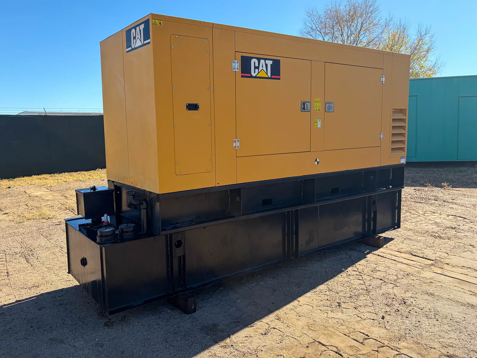 2 125kw caterpillar industrial generator unit 092939 exterior