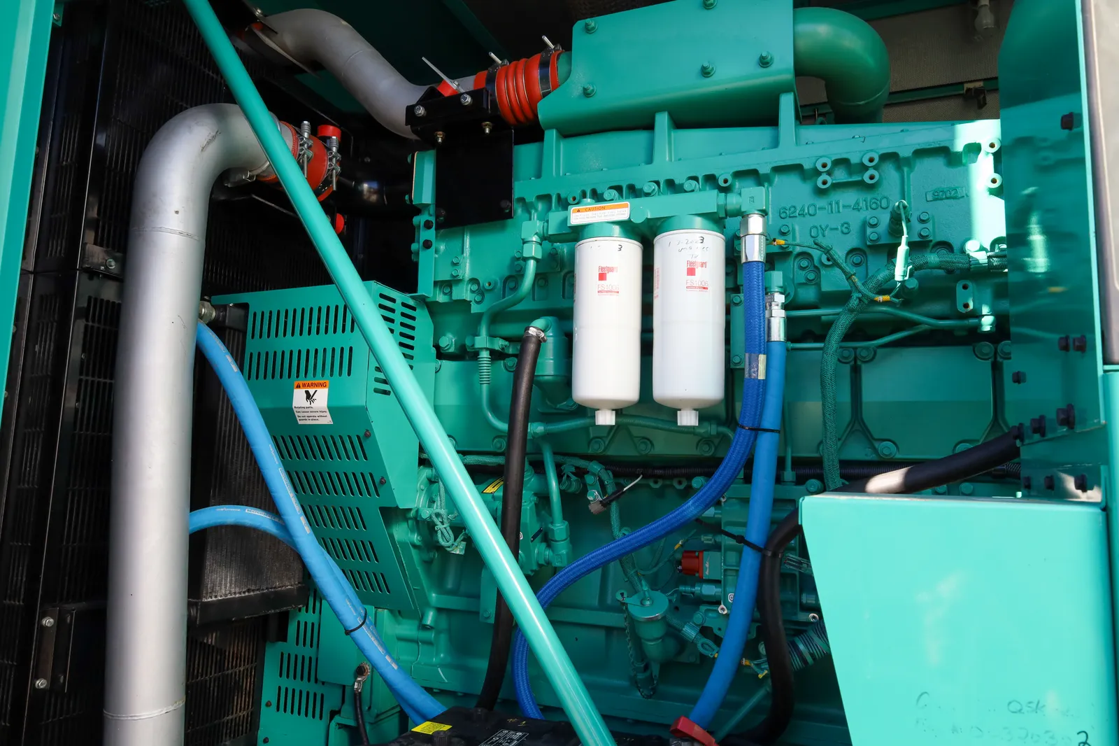 4 600kw cummins industrial generator unit 092883 engine
