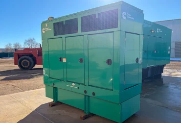 175kW Cummins industrial generator for sale by Generator Source