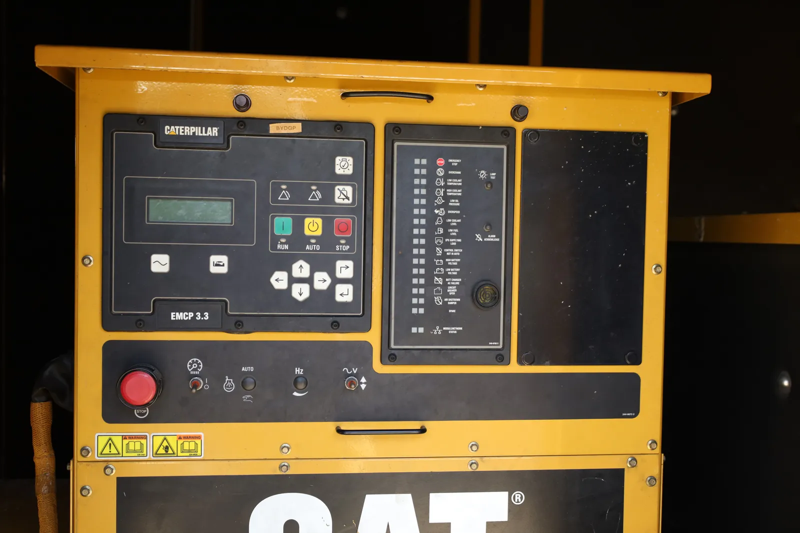 5 1250kw caterpillar industrial generator unit 093010 controls