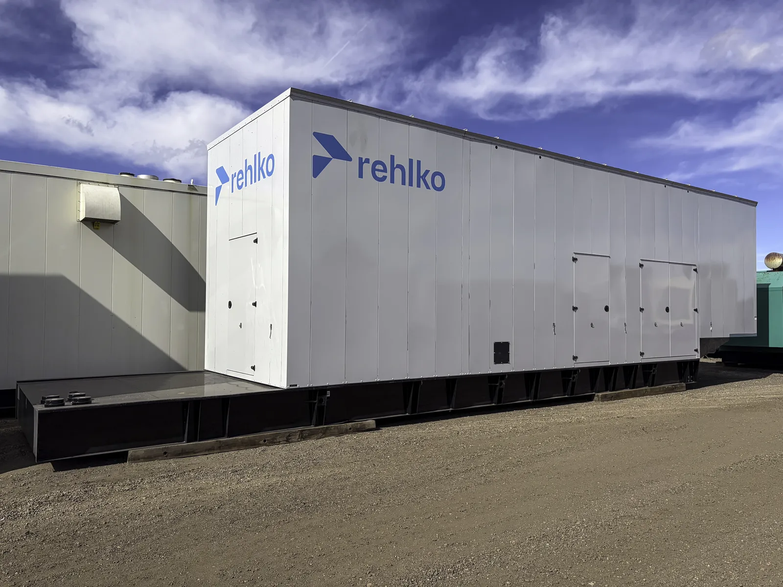 2 2000kw kohler industrial generator unit 091959 exterior