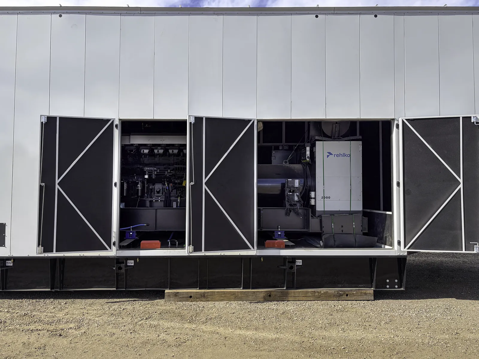 3 2000kw kohler industrial generator unit 091959 engine