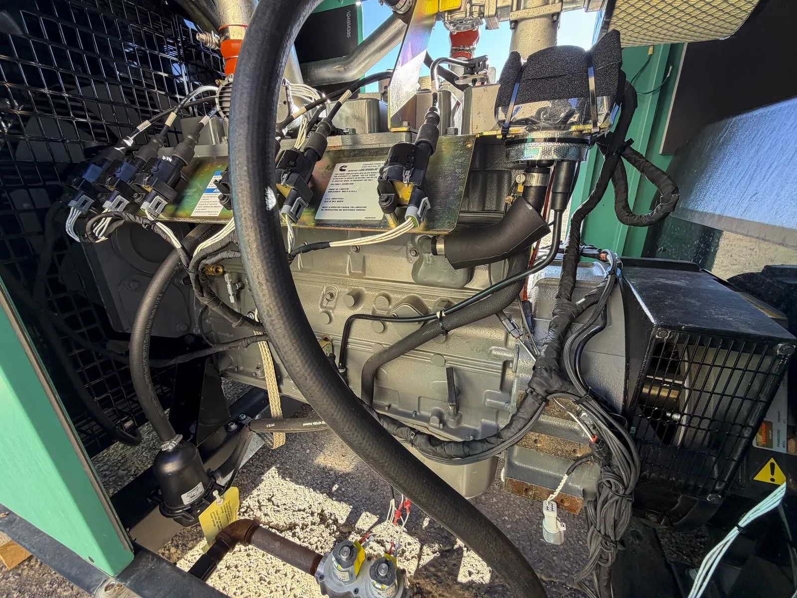 4 60kw cummins industrial generator unit 093123 engine