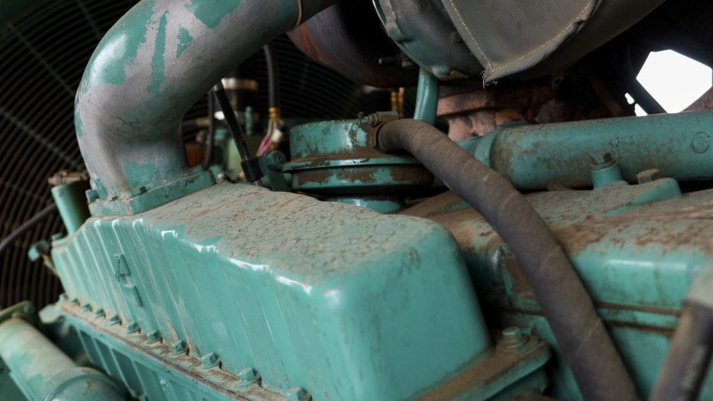 Oil-saturated breather filter showing restriction Oil-saturated breather filter showing restriction