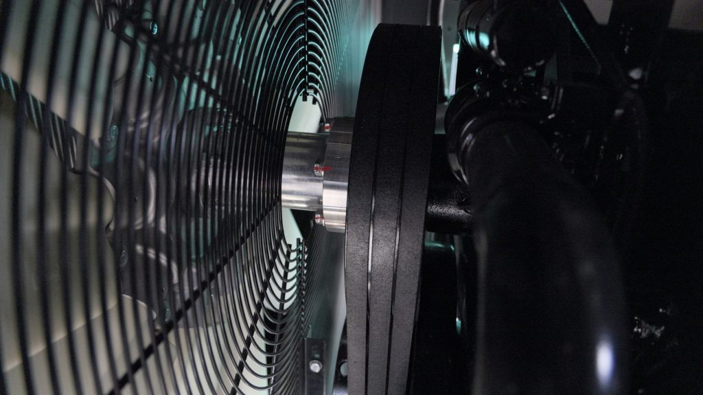 Generator fan and belt drive system inspection