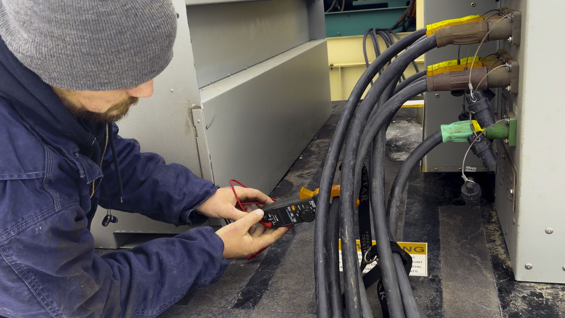 Load bank testing generator voltage regulation Load bank testing generator voltage regulation