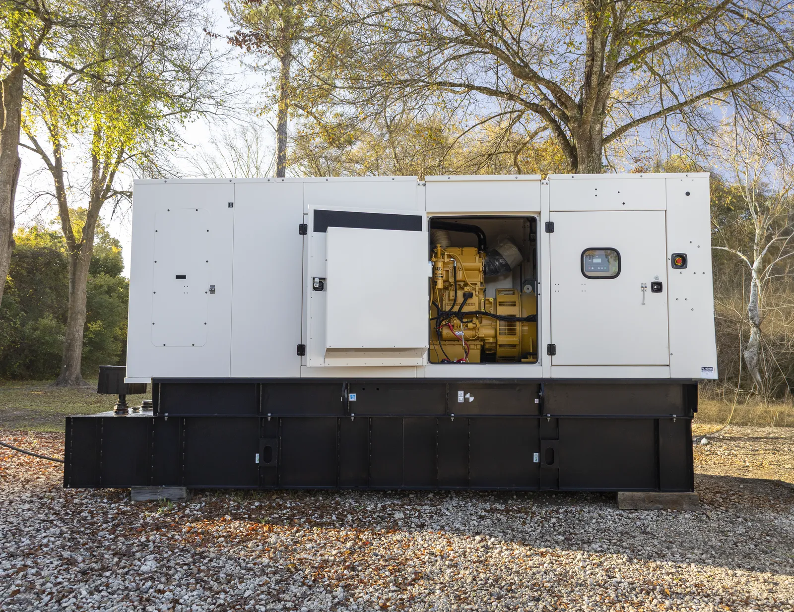 3 600kw caterpillar industrial generator unit 093065 engine