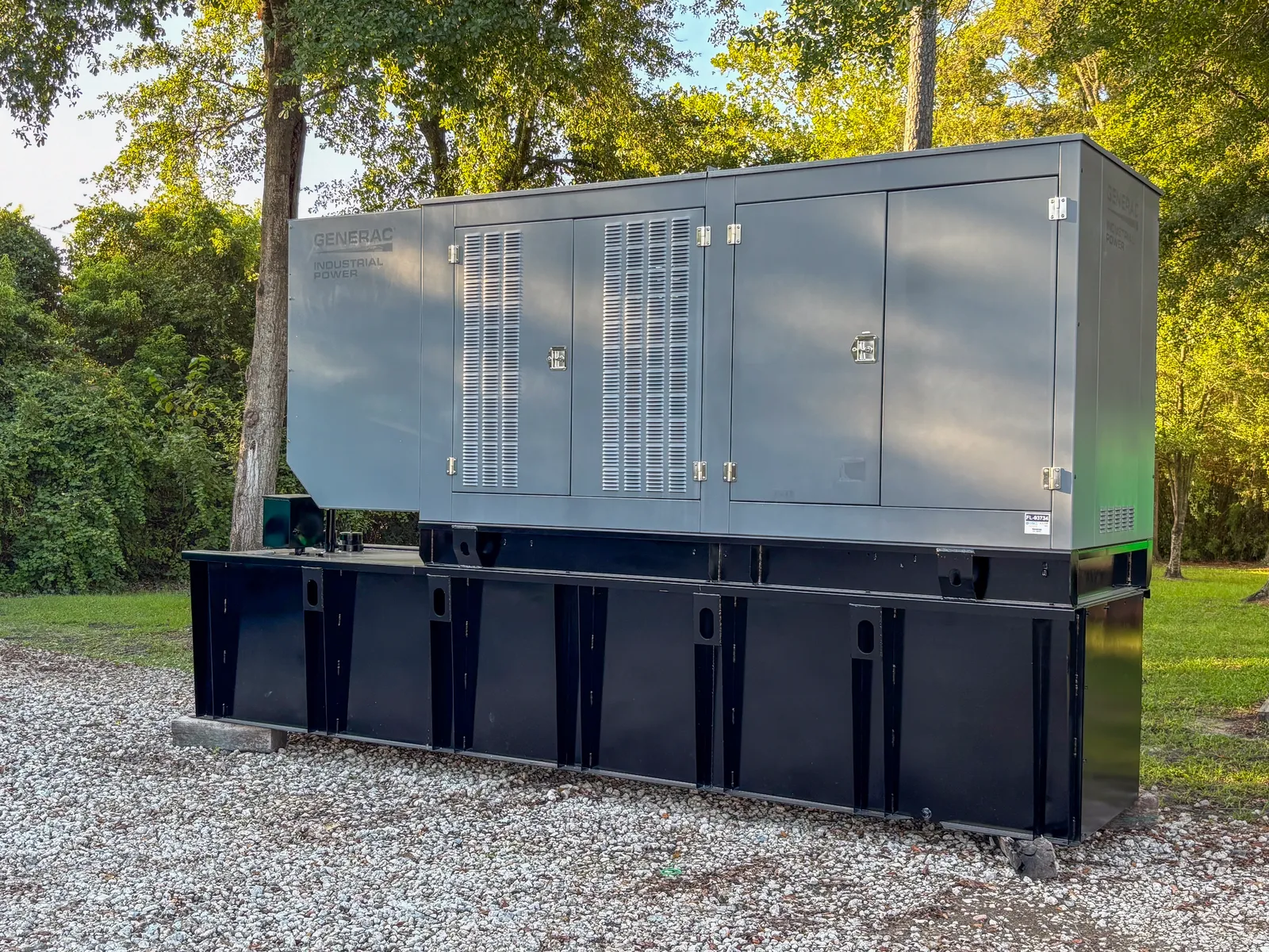 2 275kw generac industrial generator unit 093734 exterior