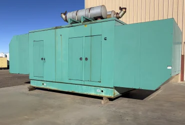 575kW Cummins industrial generator for sale by Generator Source