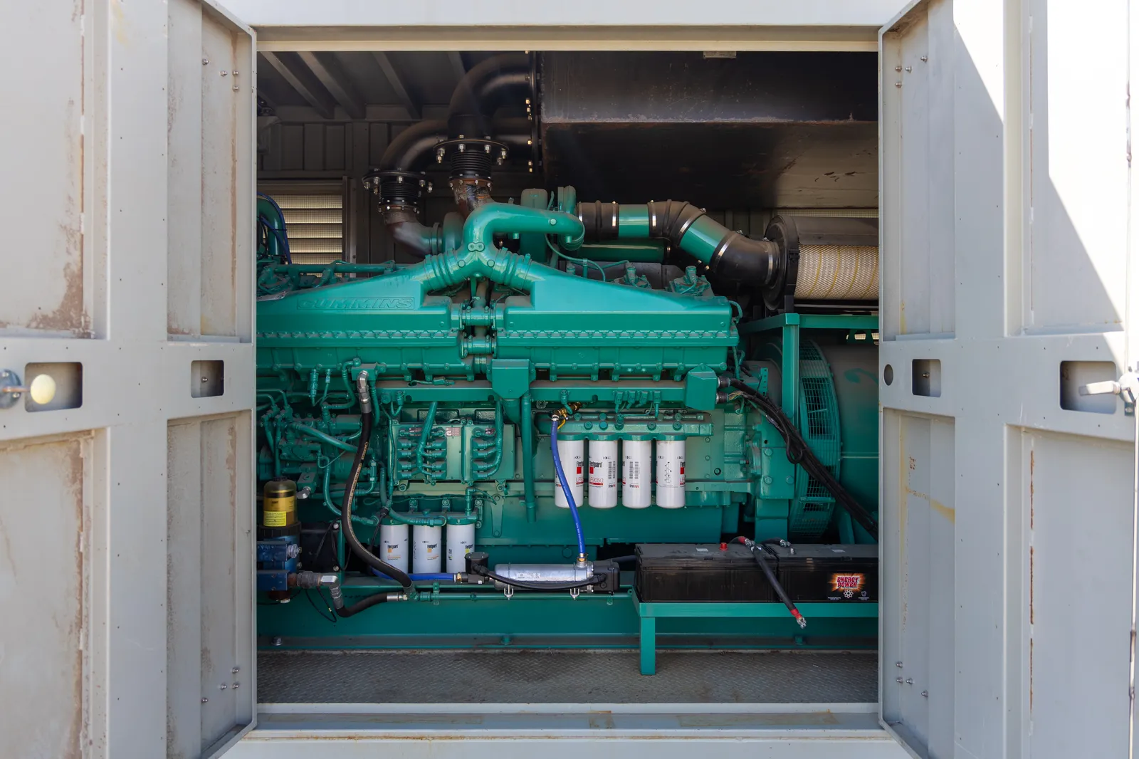 3 1500kw cummins industrial generator unit 092086 engine
