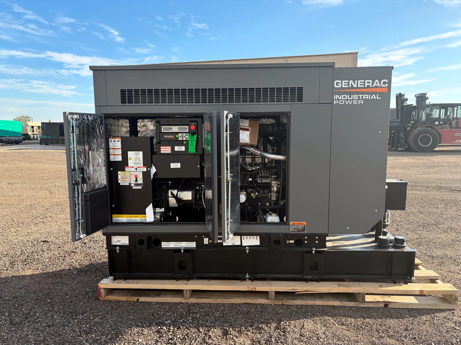 3 30kw generac industrial generator unit 093704 engine