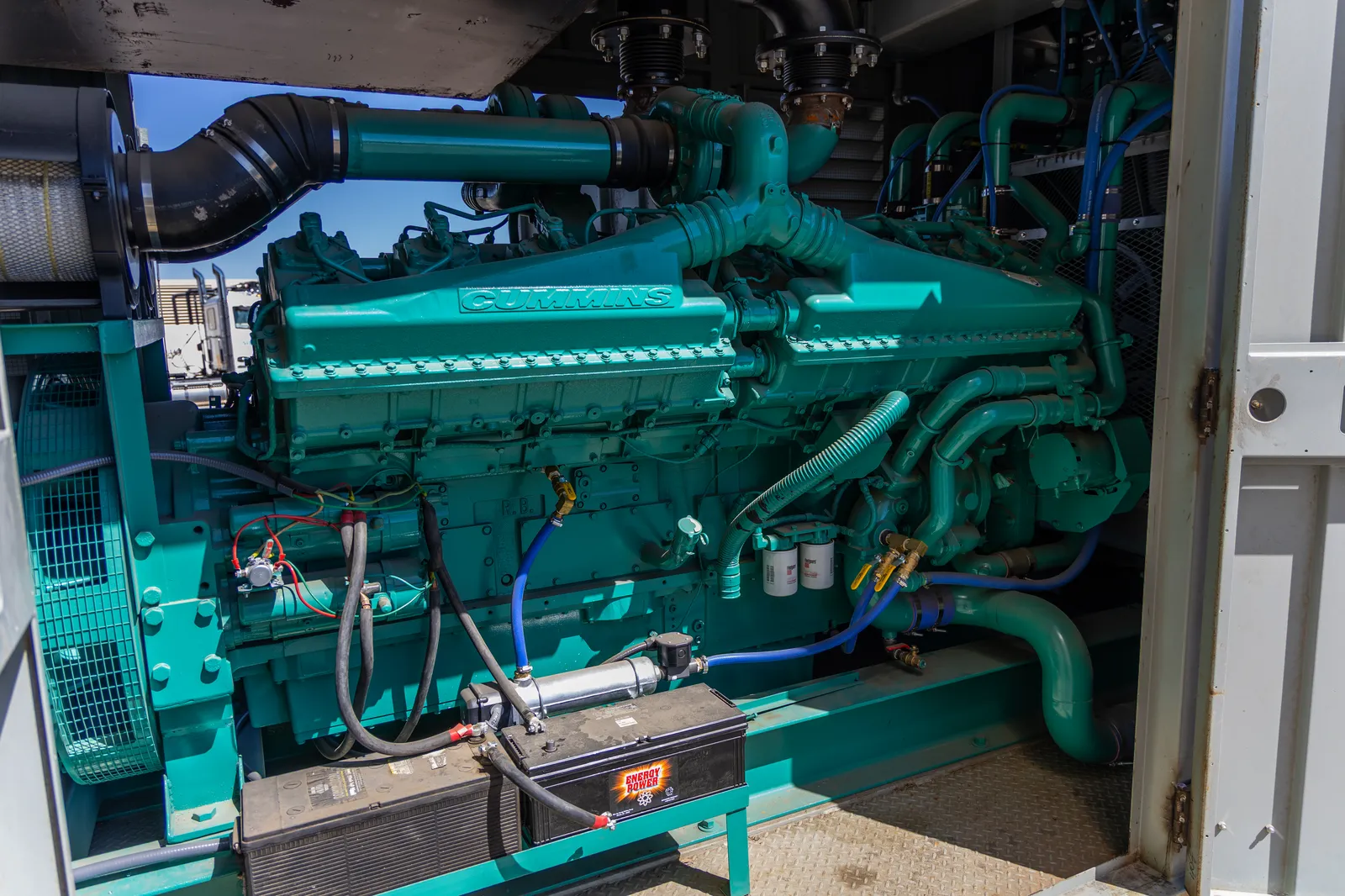 4 1500kw cummins industrial generator unit 092086 engine